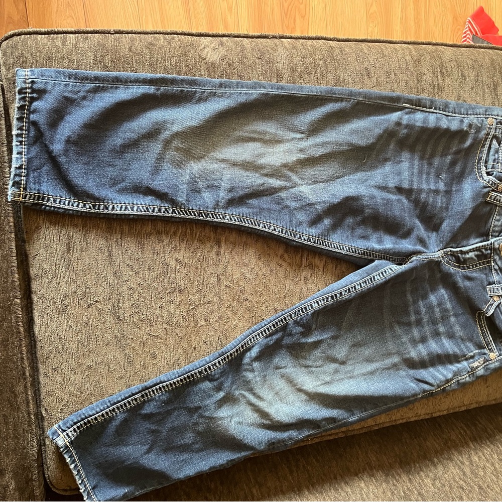 Suki mid capri silver blue jeans